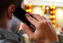 Pandemia obliga a Testigos de Jehov谩 a predicar v铆a telef贸nica