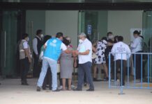 Se satura el Siglo XXI; piden buscar sedes alternas para vacunación