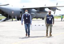 ¡Atención jóvenes! Aterrizan en Yucatán más de 151 mil dosis de Sinovac