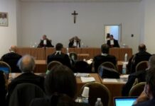 Reanudan juicio en el Vaticano contra cardenal acusado de corrupción