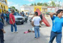 Empleado municipal de Tecoh embiste un mototaxi y mata a pasajera