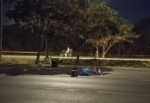 Otra trágica muerte en periférico: un motociclista derrapa