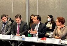 Mauricio Vila llega a Suecia para participar en congreso