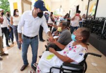 Jornada de entrega de apoyos en Dzemul