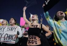Mujeres de EE.UU encuentran ayuda de mexicanas para abortar