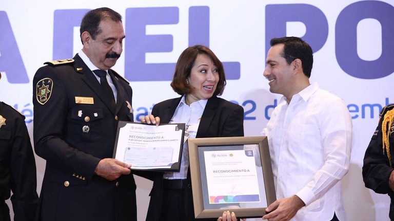 Reconocen compromiso y lealtad de los policías en su día