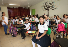 524 mil alumnos inician ciclo 2023-2024 en Yucatán