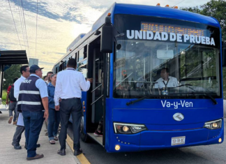 Yucatecos prueban unidad demo articulada del 'Va y Ven'