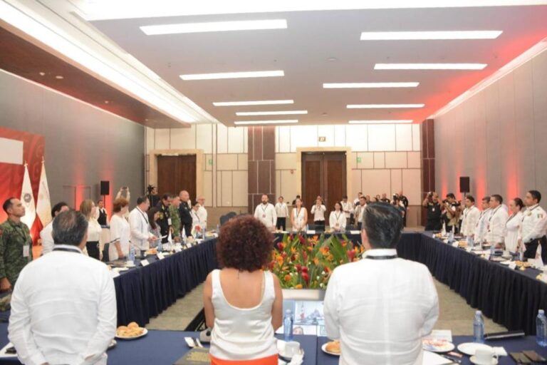 conferencia seguridad Yucatán