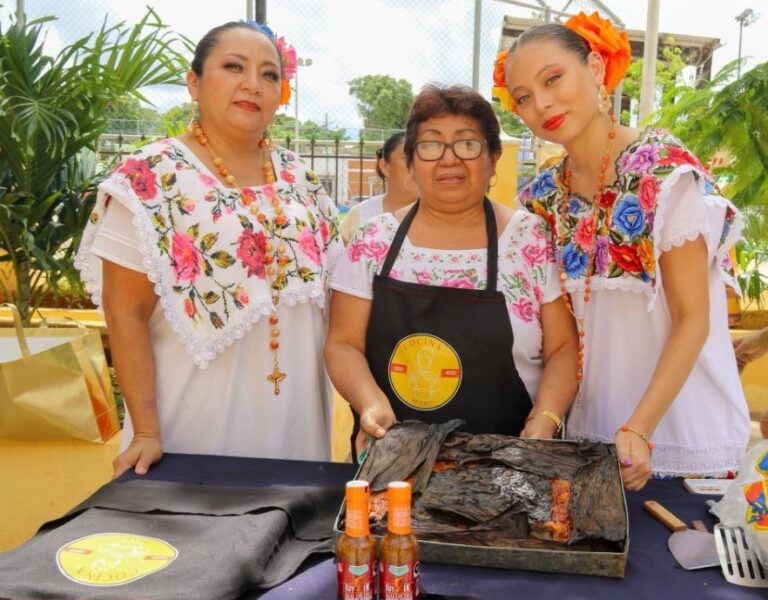 Feria del Mucbipollo