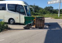 Choque entre mototaxi y autobús en Chemax deja dos heridos