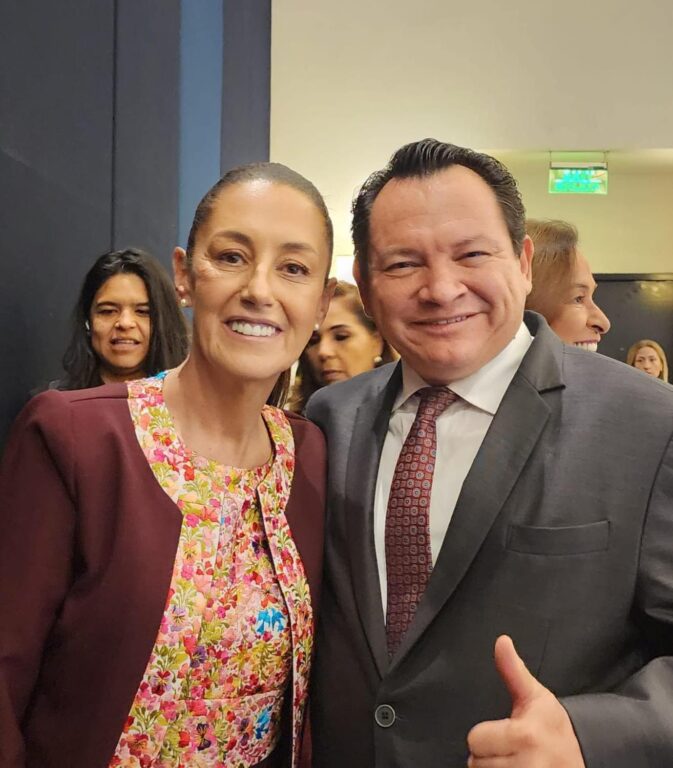'Huacho' Díaz respalda a Claudia Sheinbaum en candidatura
