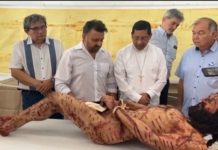 Presentan escultura hiperrealista de Jesús «Hijo del Hombre» Presentan escultura hiperrealista de Jesús "Hijo del Hombre"