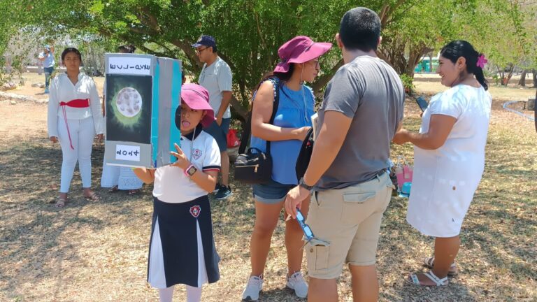 Meridanos dan la bienvenida al eclipse solar