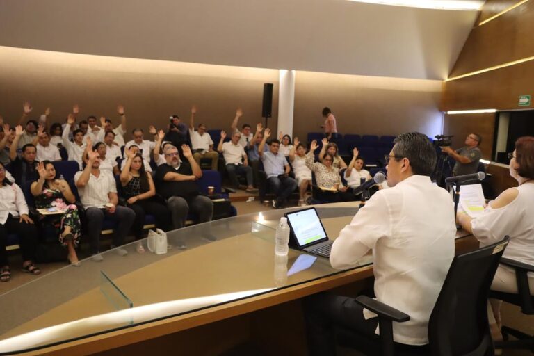 Avalan convocatorias para Bachillerato y Licenciatura virtual en UADY