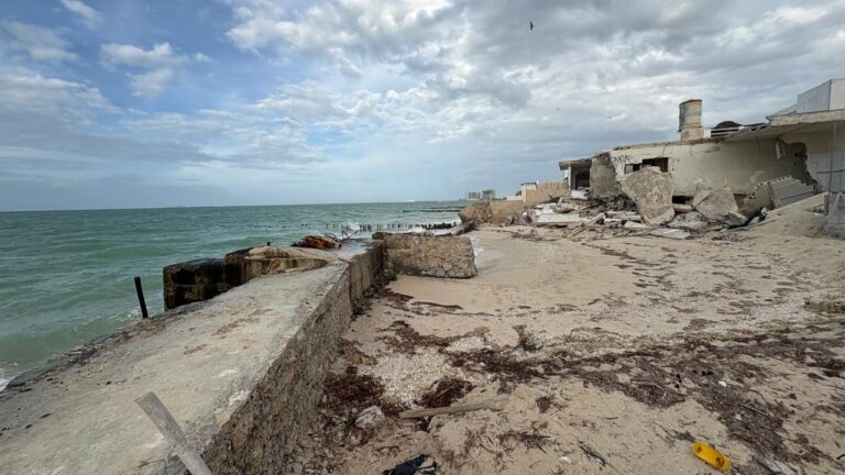 Arena en declive: una silenciosa desaparición de las playas yucatecas