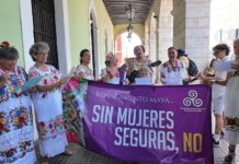 Le llevan “serenata” a Huacho Díaz