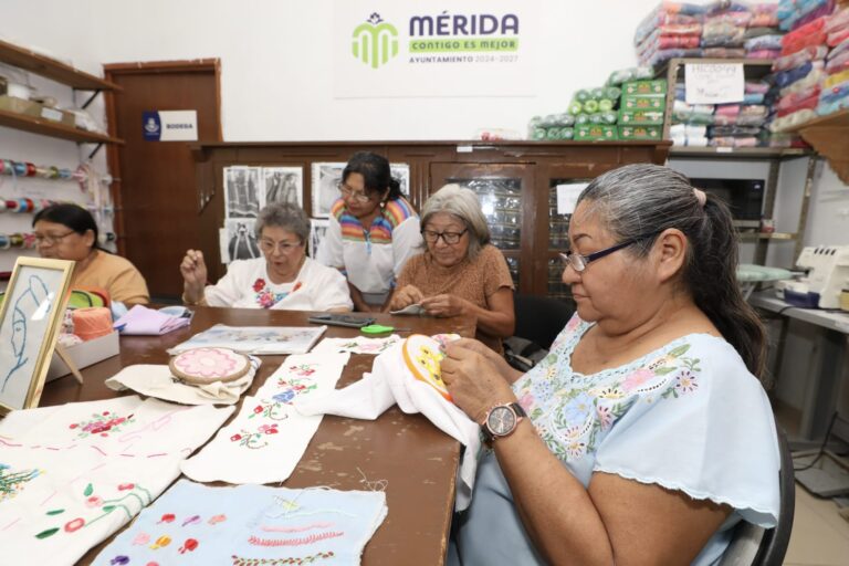 empoderamiento bordado Mérida