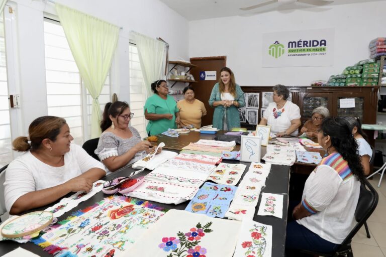 empoderamiento bordado Mérida