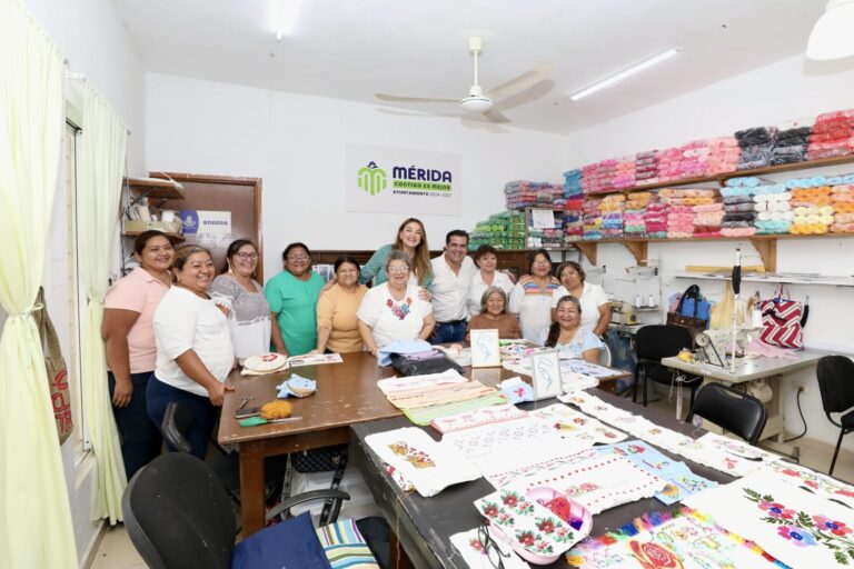 empoderamiento bordado Mérida