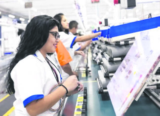 CCE respalda jornada laboral reducida, pero gradual