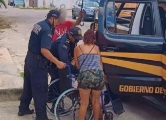 Abuelita abandonada otra vez, bajo el sol