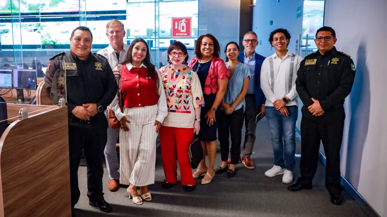 Empresarios hispanos de Texas, EE.UU., recorren el C5i de la SSP