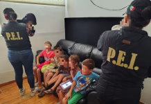 Rescatan a siete menores de una vivienda al poniente de Mérida