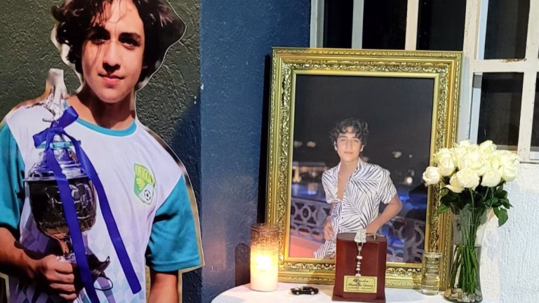 Padres de Alejandro Alamilla exigen justicia contra Honda