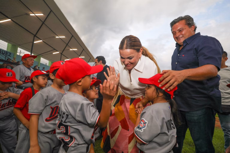 Le cumplimos a Mérida: Cecilia Patrón Le cumplimos a Mérida: Cecilia Patrón