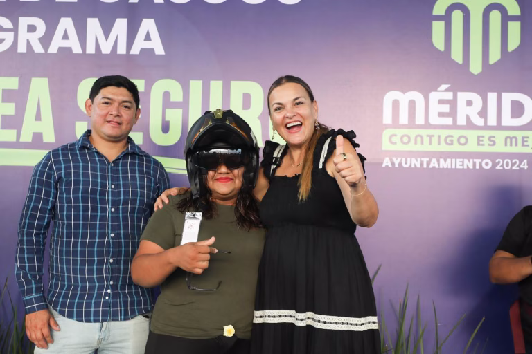 “Tú chambea seguro, estamos para cuidarte”: Cecilia Patrón “Tú chambea seguro, estamos para cuidarte”: Cecilia Patrón