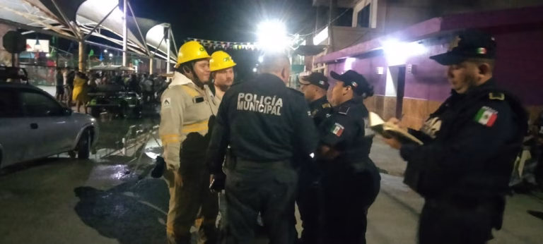 Retienen a dos empleados de CFE en puerto yucateco Retienen a dos empleados de CFE en puerto yucateco