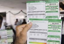 Gobiernos van y vienen, la luz sigue cara en Yucatán Gobiernos van y vienen, la luz sigue cara en Yucatán