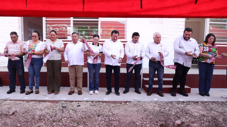 Inauguran espacios educativos dignos en Bokobá