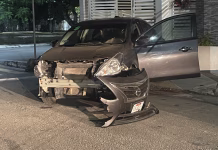 Conductora ebria choca contra casa en Tizimín