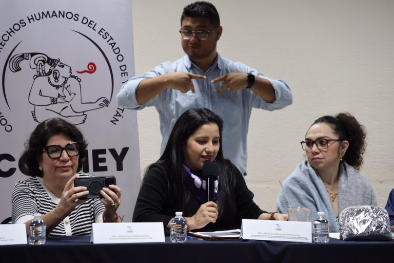 Rinden protesta Comité Técnico Consultivo de la Codhey