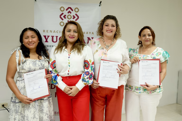 Asignan 160 plazas docentes para ciclo 2025-2026