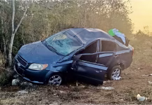 Doctora se lleva el susto de su vida en la vía Tizimín-Mérida doctora se accidenta