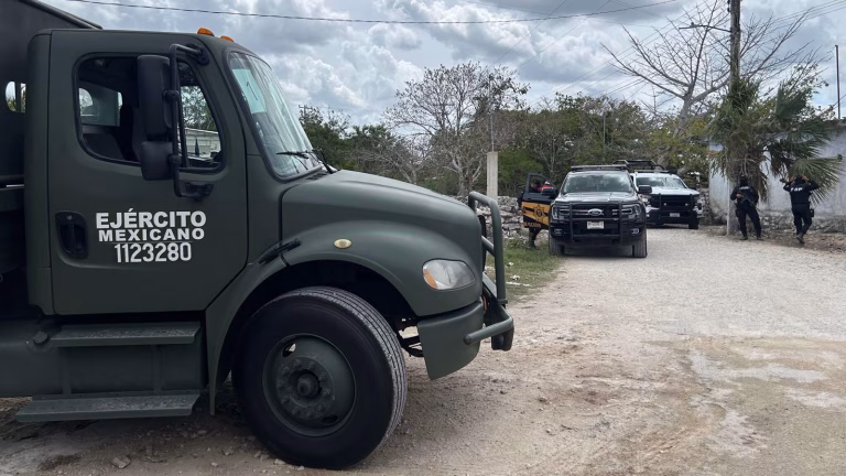 FGR detiene a dos mujeres por drogas en Dzilam de Bravo