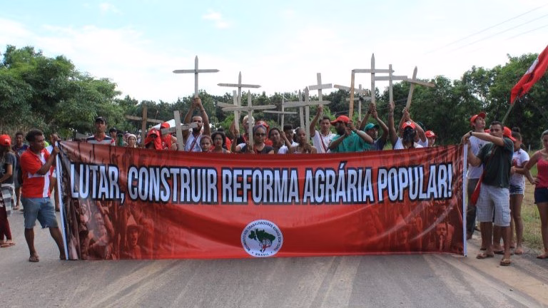 Ecozine premia movimiento rural Sin Tierra de Brasil
