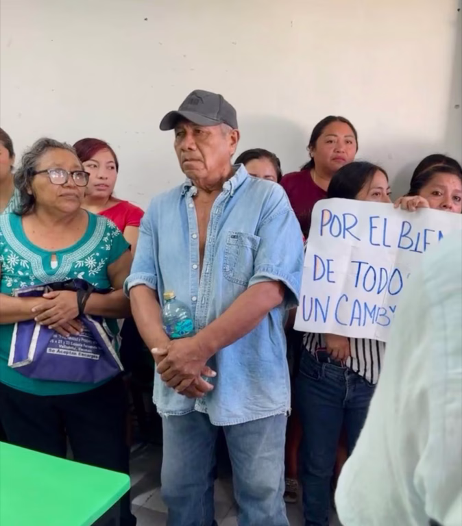 Conflictos y noticias del sector educativo en Yucatán.