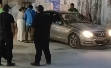 Alcalde de Yobaín, señalado por presunto accidente frente al Palacio Municipal