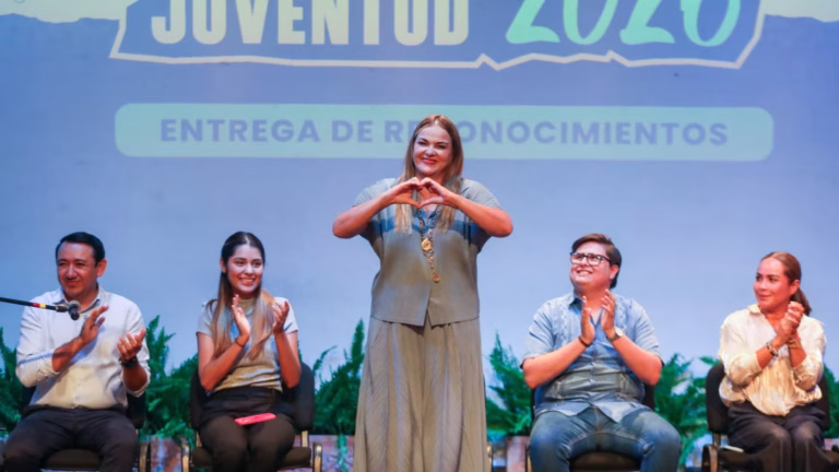 Mérito Municipal de las Juventudes 2026 reconoce a jóvenes de Mérida