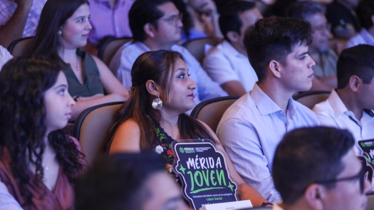 Mérito Municipal de las Juventudes 2026 reconoce a jóvenes de Mérida