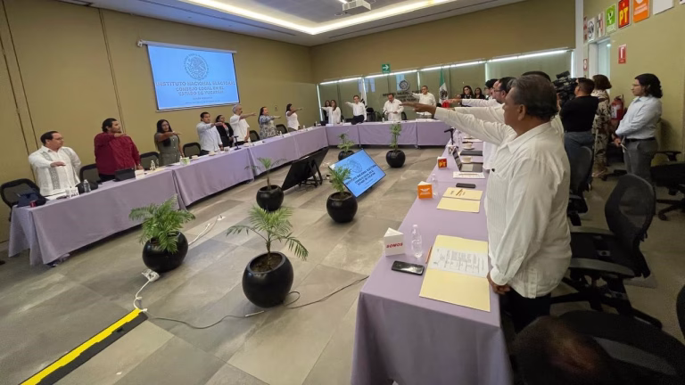 INE advierte “línea delgada” entre actividad partidista y actos anticipados de campaña en Yucatán