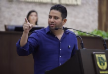 Diputado de MC pide que nunca más cierren las puertas del Congreso Diputado de MC pide que nunca más cierren las puertas del Congreso