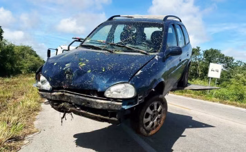 Paramédico de Progreso sale ileso tras accidente en carretera